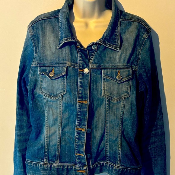 Old Navy jean jacket - Picture 1 of 2
